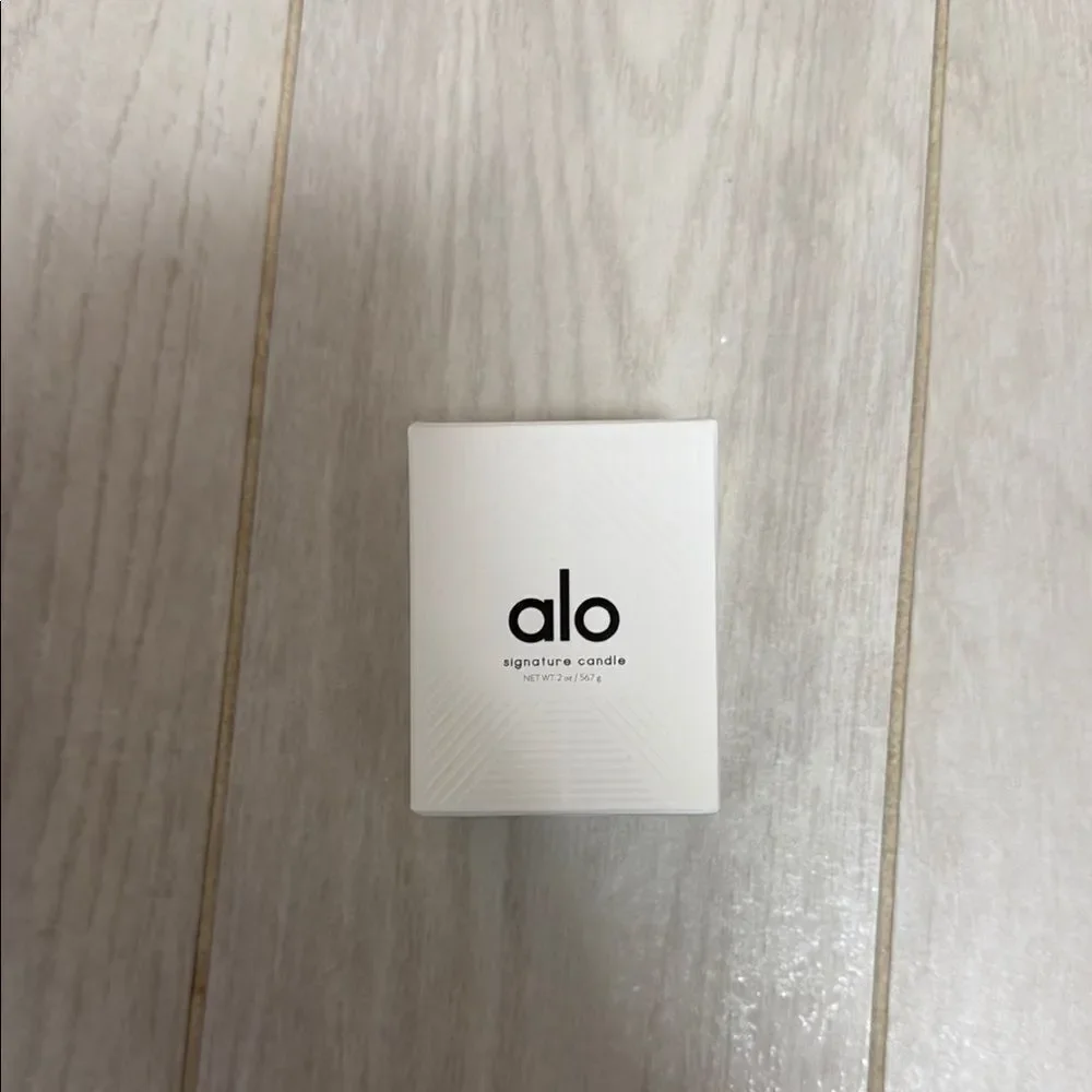 NWT Alo candle